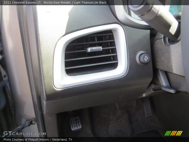 Mocha Steel Metallic / Light Titanium/Jet Black 2011 Chevrolet Equinox LT