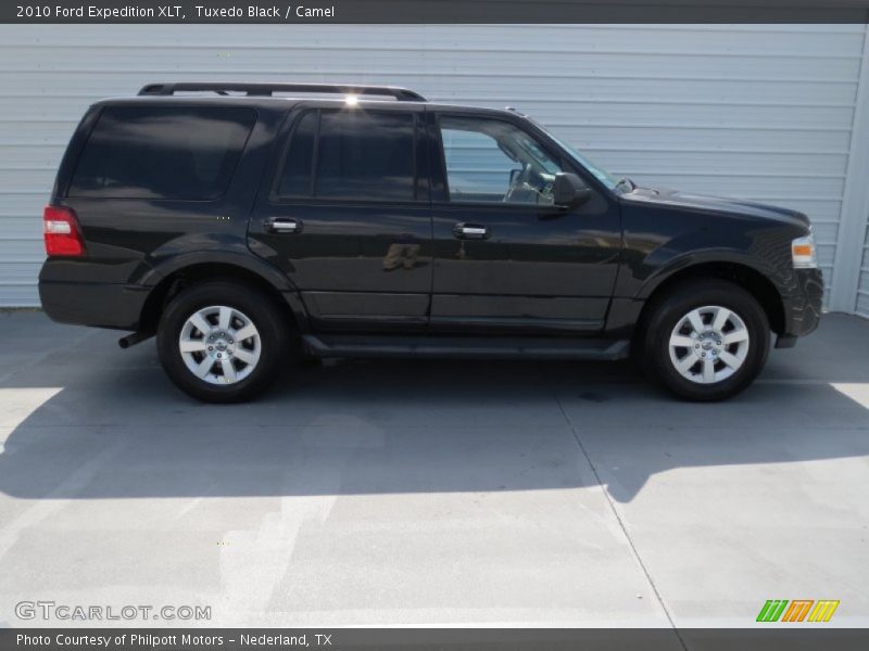 Tuxedo Black / Camel 2010 Ford Expedition XLT