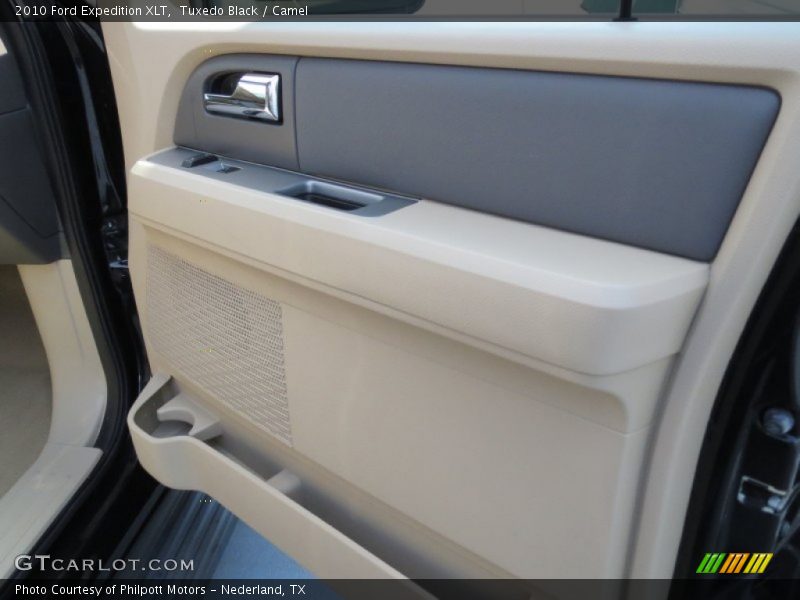 Tuxedo Black / Camel 2010 Ford Expedition XLT