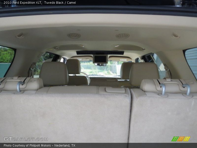 Tuxedo Black / Camel 2010 Ford Expedition XLT