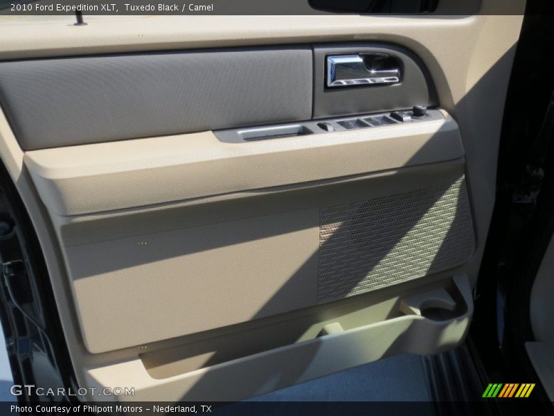 Tuxedo Black / Camel 2010 Ford Expedition XLT