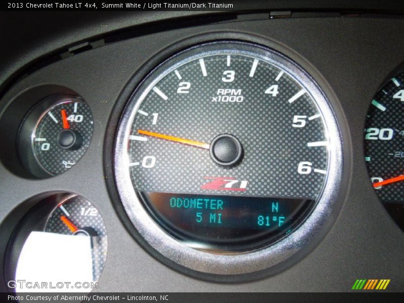 Summit White / Light Titanium/Dark Titanium 2013 Chevrolet Tahoe LT 4x4