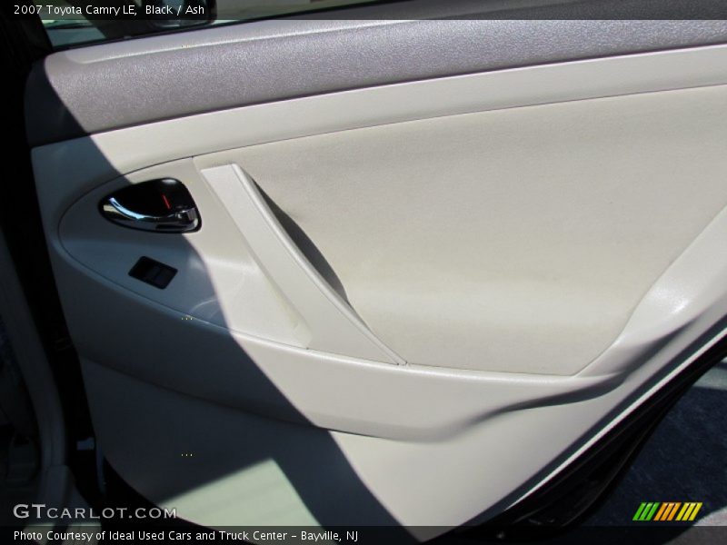 Black / Ash 2007 Toyota Camry LE