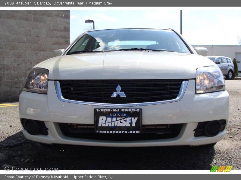 Dover White Pearl / Medium Gray 2009 Mitsubishi Galant ES