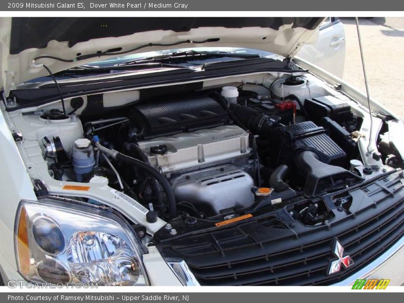Dover White Pearl / Medium Gray 2009 Mitsubishi Galant ES