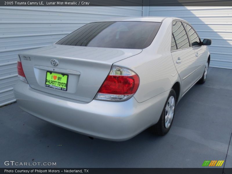 Lunar Mist Metallic / Gray 2005 Toyota Camry LE