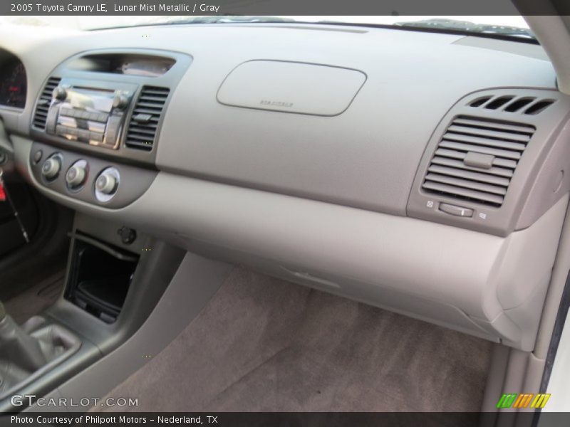 Lunar Mist Metallic / Gray 2005 Toyota Camry LE