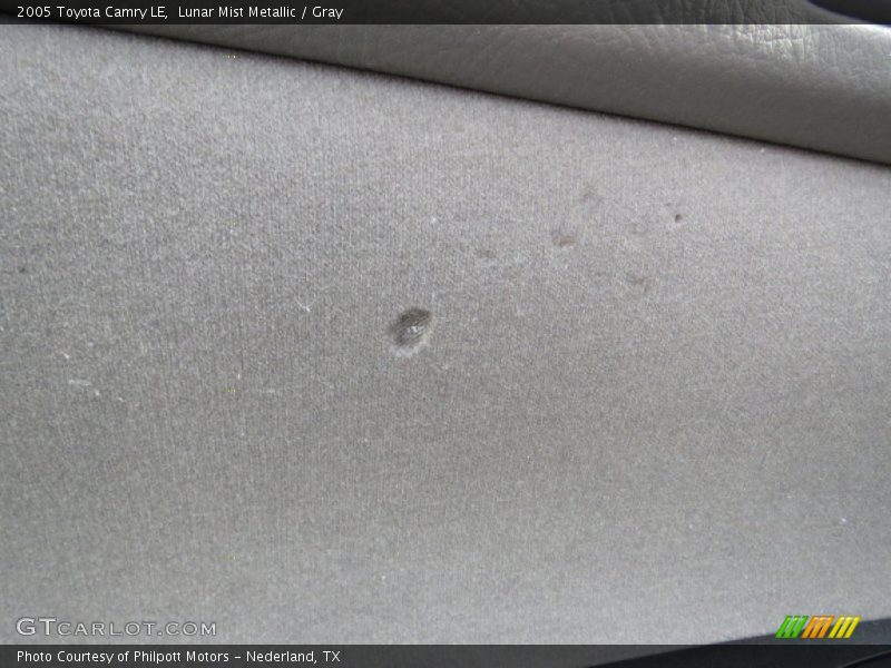 Lunar Mist Metallic / Gray 2005 Toyota Camry LE
