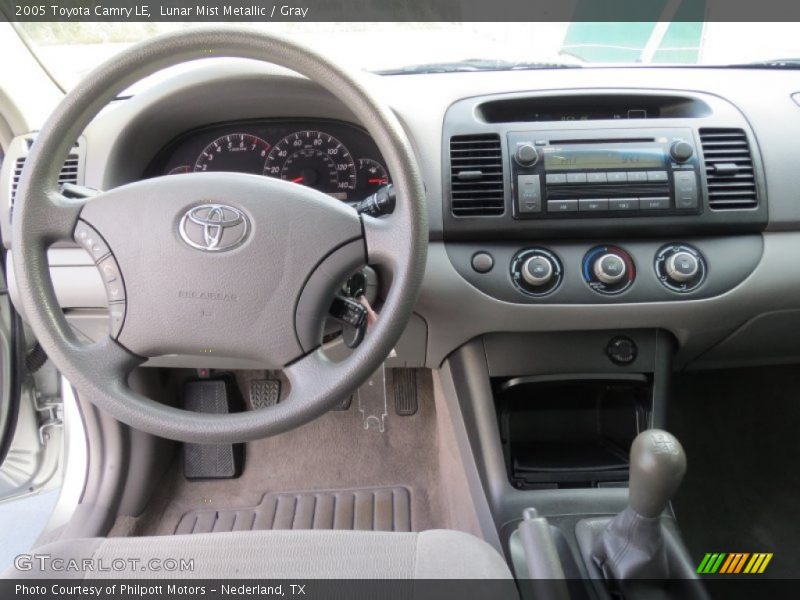 Lunar Mist Metallic / Gray 2005 Toyota Camry LE