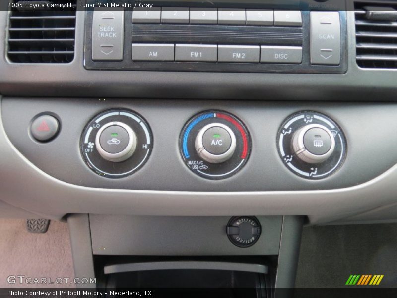 Lunar Mist Metallic / Gray 2005 Toyota Camry LE