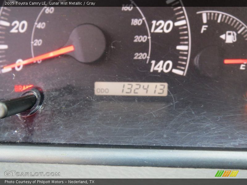 Lunar Mist Metallic / Gray 2005 Toyota Camry LE