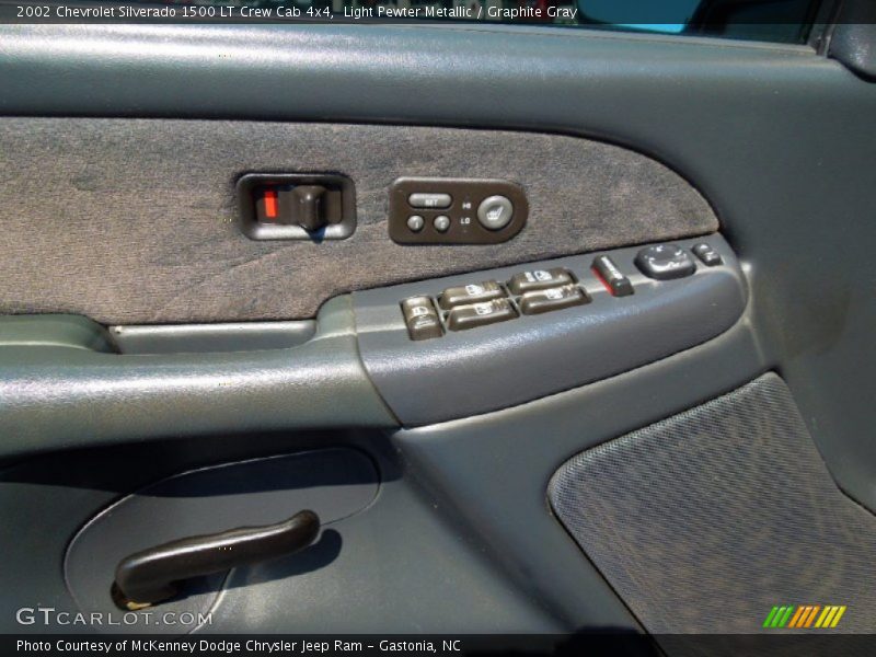 Light Pewter Metallic / Graphite Gray 2002 Chevrolet Silverado 1500 LT Crew Cab 4x4