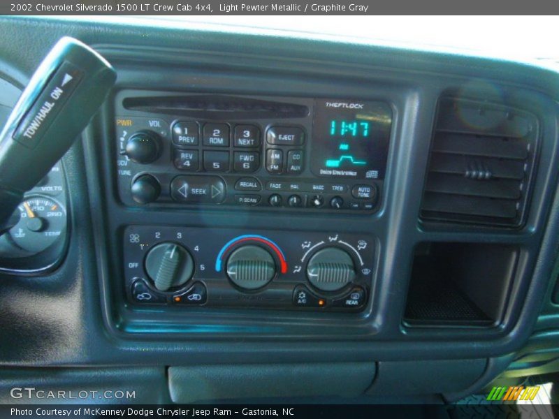 Light Pewter Metallic / Graphite Gray 2002 Chevrolet Silverado 1500 LT Crew Cab 4x4