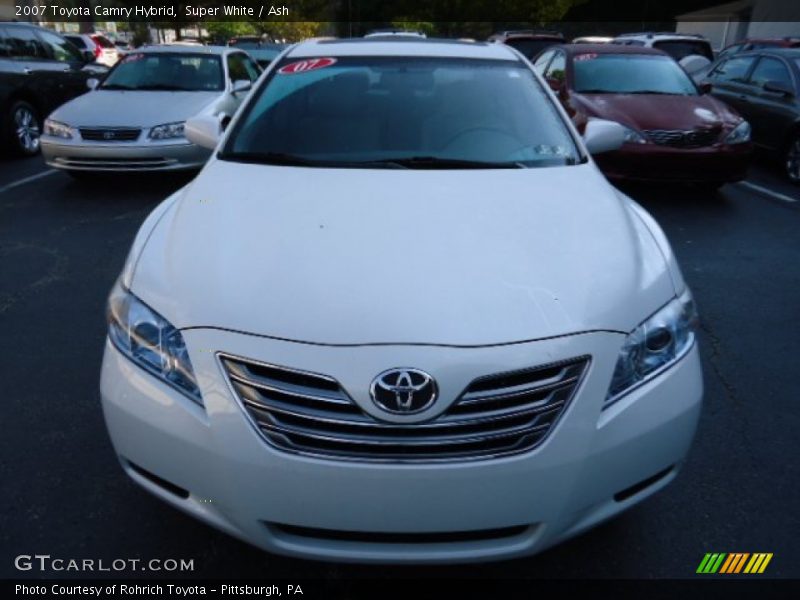 Super White / Ash 2007 Toyota Camry Hybrid