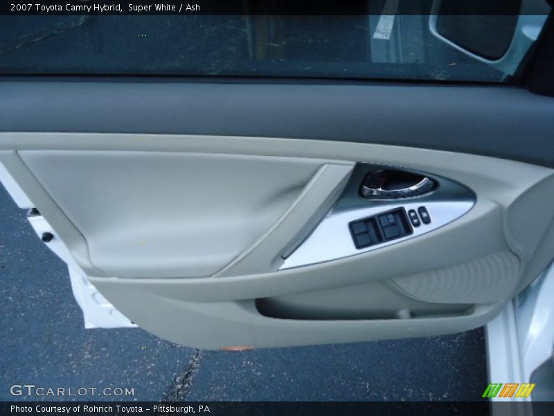 Super White / Ash 2007 Toyota Camry Hybrid
