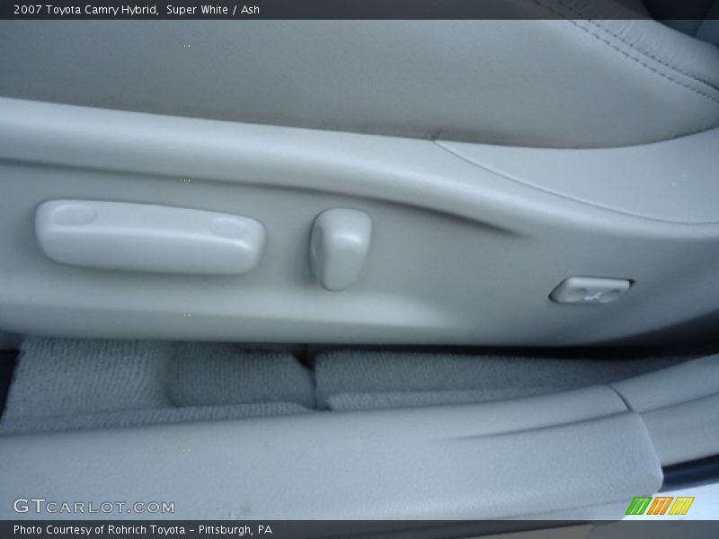 Super White / Ash 2007 Toyota Camry Hybrid