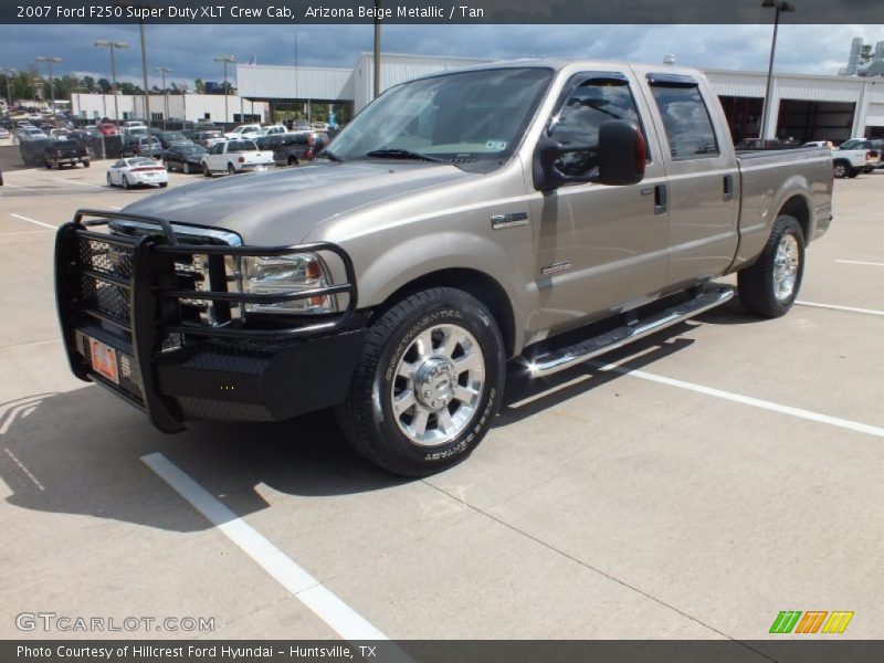 Arizona Beige Metallic / Tan 2007 Ford F250 Super Duty XLT Crew Cab