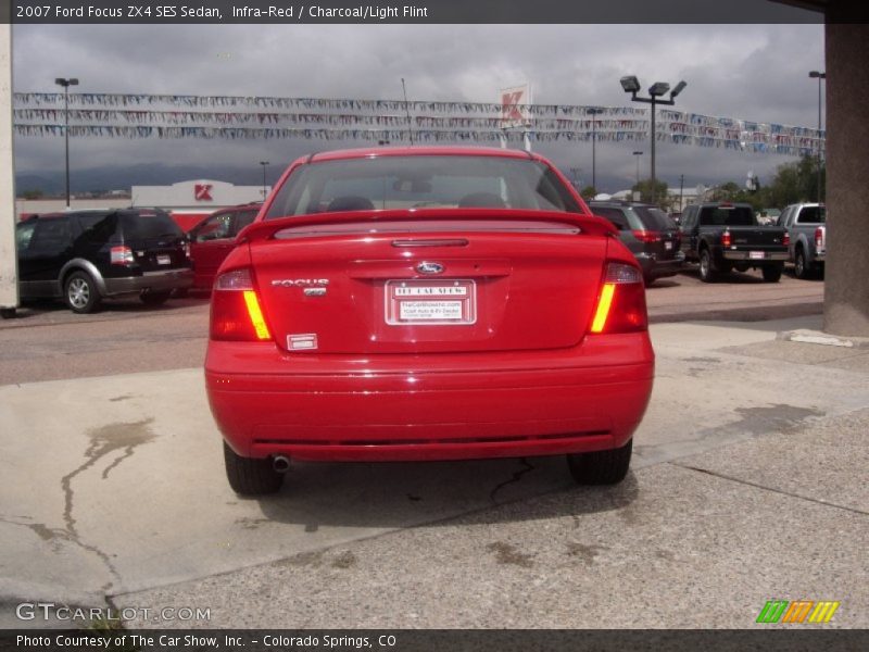 Infra-Red / Charcoal/Light Flint 2007 Ford Focus ZX4 SES Sedan
