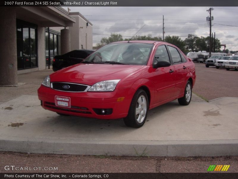 Infra-Red / Charcoal/Light Flint 2007 Ford Focus ZX4 SES Sedan
