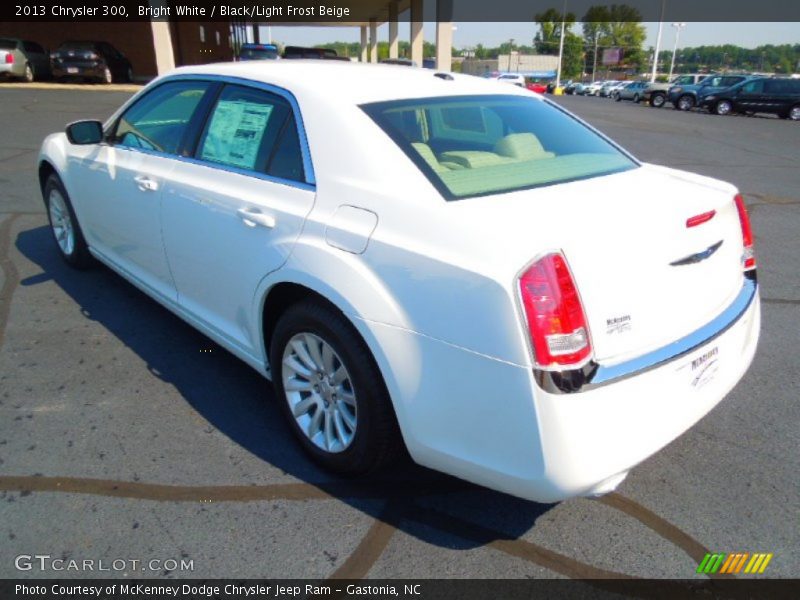 Bright White / Black/Light Frost Beige 2013 Chrysler 300