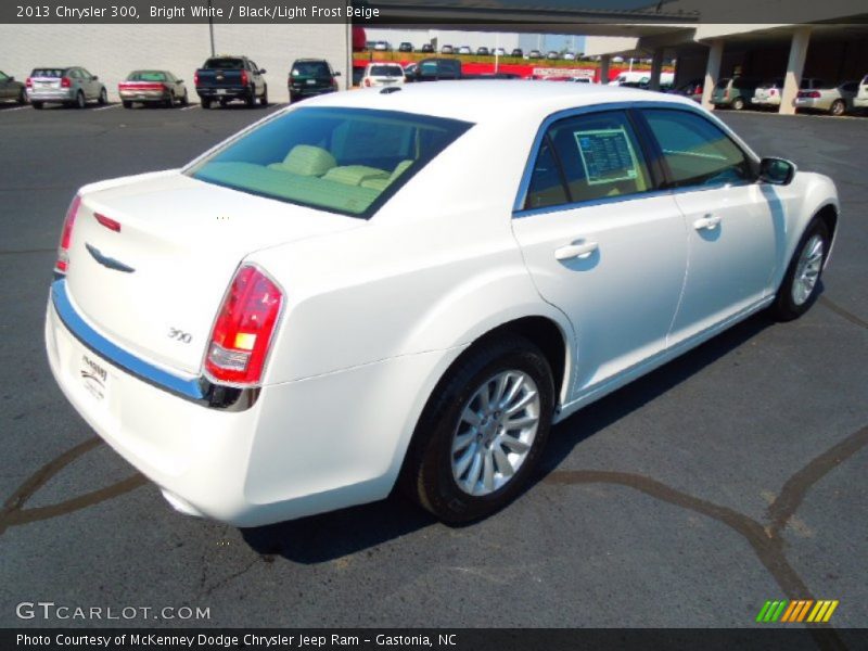 Bright White / Black/Light Frost Beige 2013 Chrysler 300