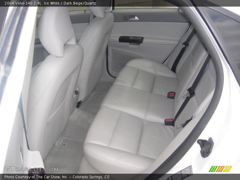 Ice White / Dark Beige/Quartz 2004 Volvo S40 2.4i