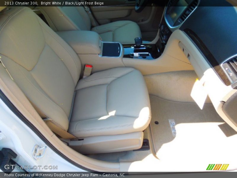 Bright White / Black/Light Frost Beige 2013 Chrysler 300