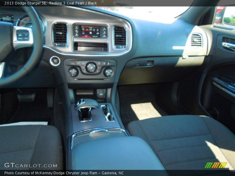 Redline 3 Coat Pearl / Black 2013 Dodge Charger SE