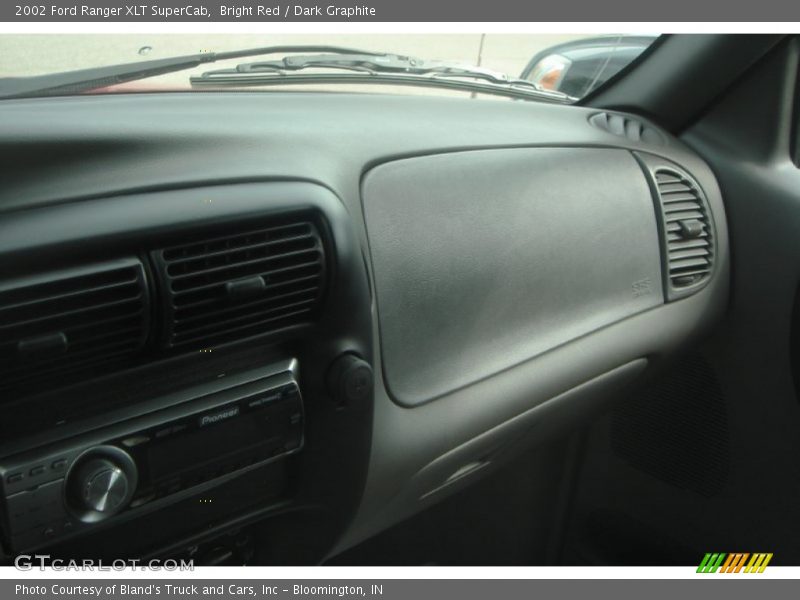 Bright Red / Dark Graphite 2002 Ford Ranger XLT SuperCab