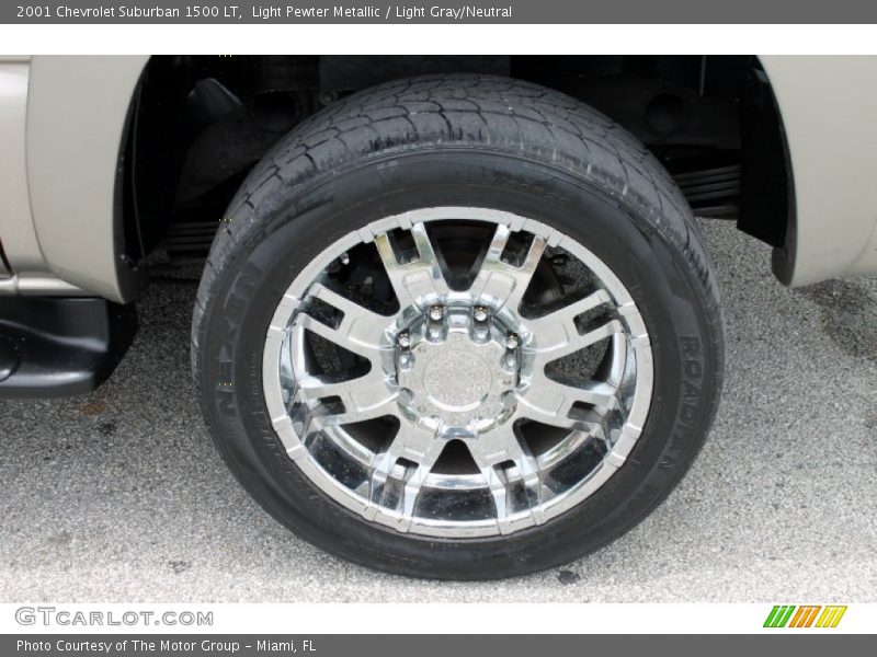 Light Pewter Metallic / Light Gray/Neutral 2001 Chevrolet Suburban 1500 LT