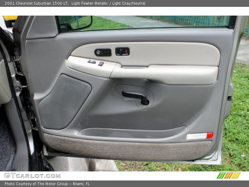 Light Pewter Metallic / Light Gray/Neutral 2001 Chevrolet Suburban 1500 LT