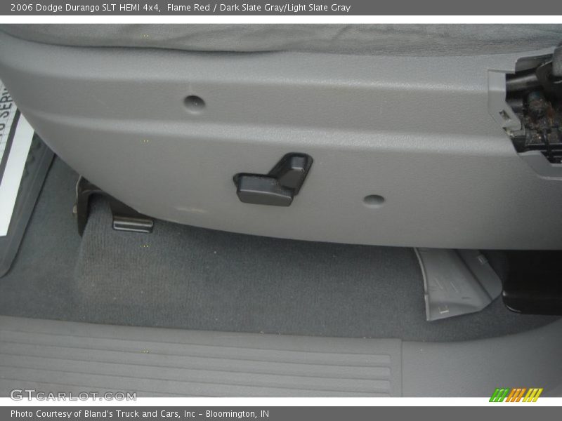 Flame Red / Dark Slate Gray/Light Slate Gray 2006 Dodge Durango SLT HEMI 4x4