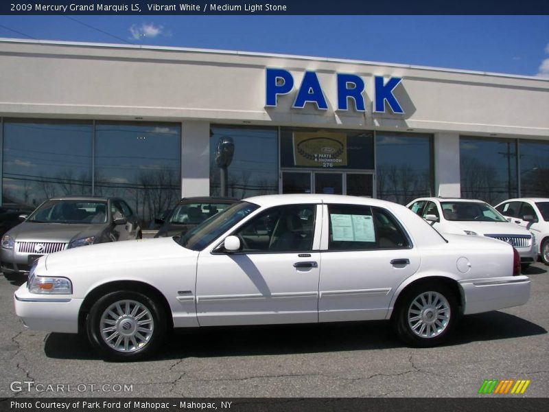 Vibrant White / Medium Light Stone 2009 Mercury Grand Marquis LS