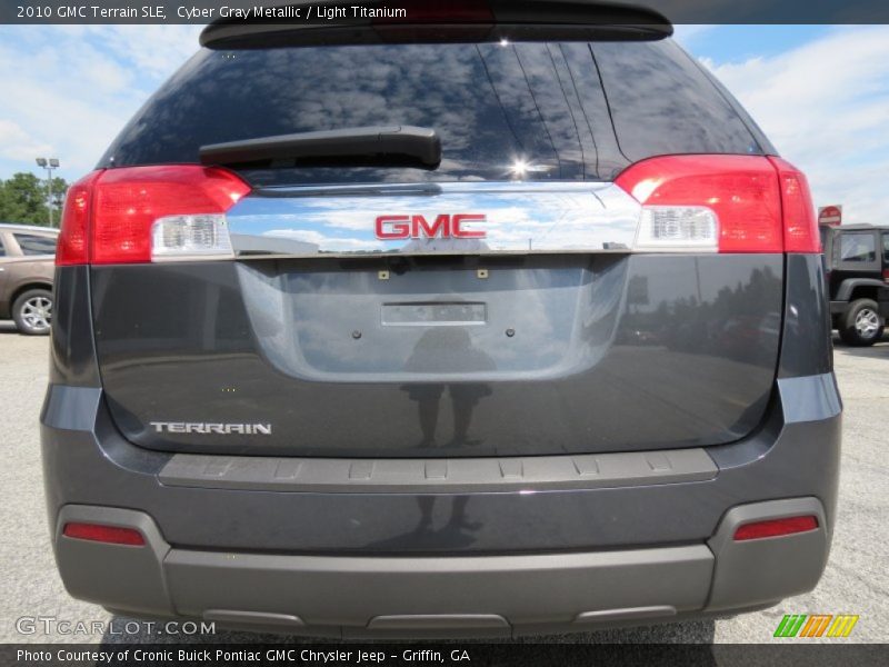 Cyber Gray Metallic / Light Titanium 2010 GMC Terrain SLE