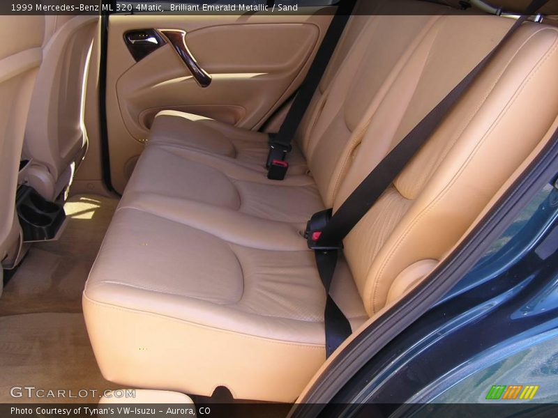 Brilliant Emerald Metallic / Sand 1999 Mercedes-Benz ML 320 4Matic