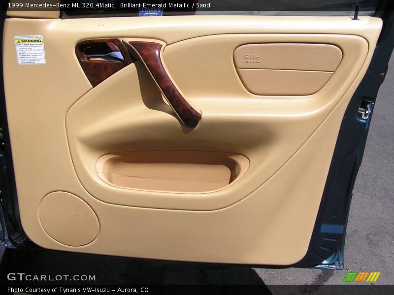 Brilliant Emerald Metallic / Sand 1999 Mercedes-Benz ML 320 4Matic