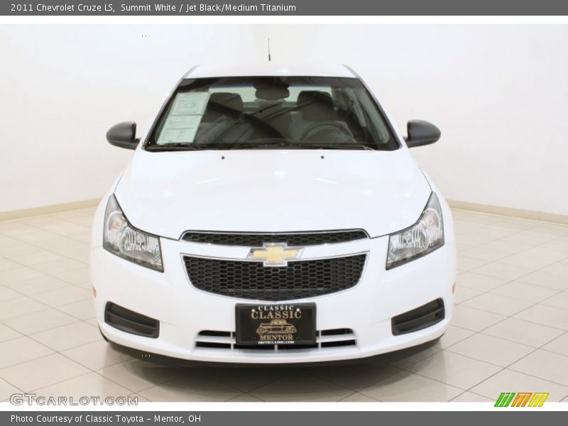 Summit White / Jet Black/Medium Titanium 2011 Chevrolet Cruze LS