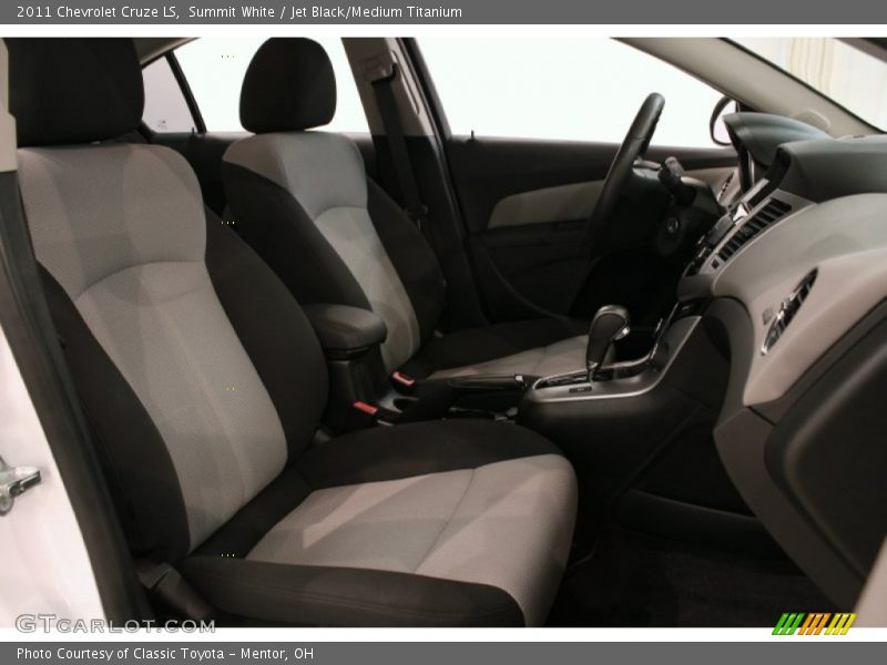 Summit White / Jet Black/Medium Titanium 2011 Chevrolet Cruze LS