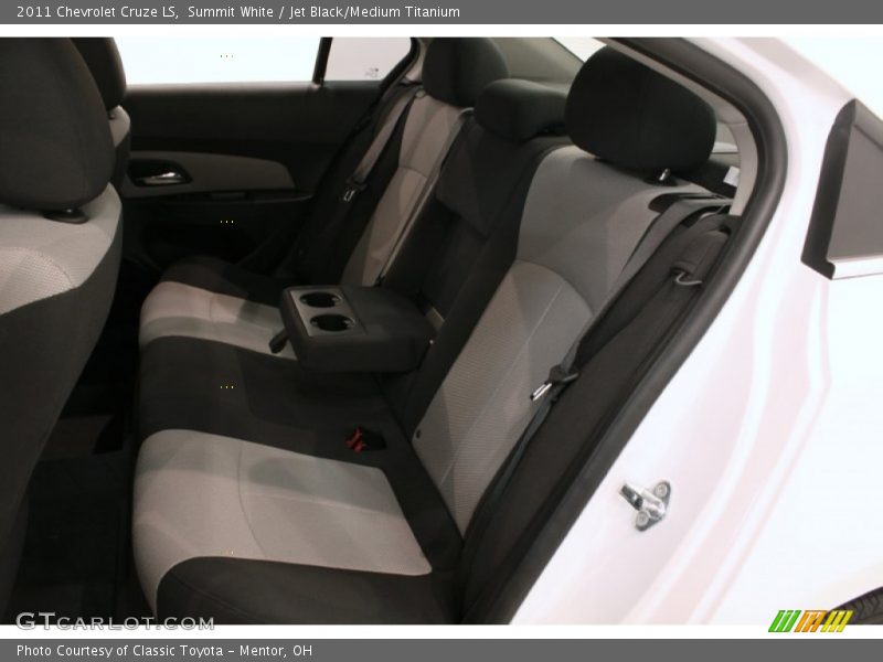 Summit White / Jet Black/Medium Titanium 2011 Chevrolet Cruze LS
