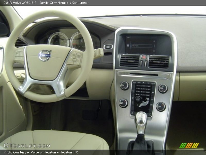 Saville Grey Metallic / Sandstone 2013 Volvo XC60 3.2