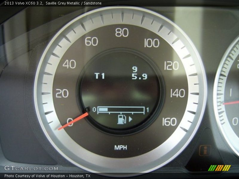 Saville Grey Metallic / Sandstone 2013 Volvo XC60 3.2