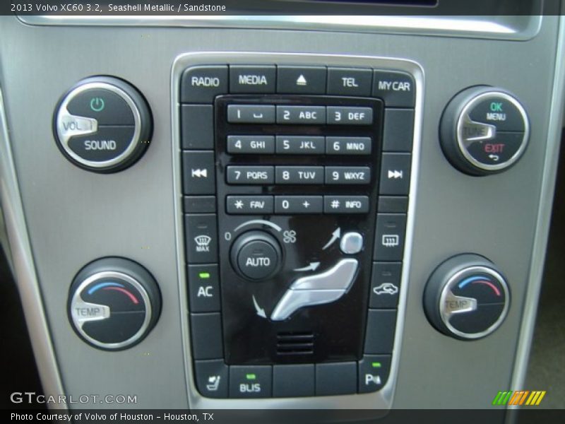 Seashell Metallic / Sandstone 2013 Volvo XC60 3.2