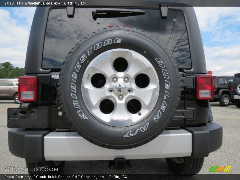  2013 Wrangler Sahara 4x4 Wheel