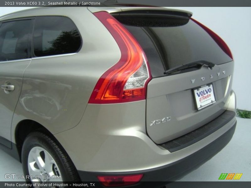 Seashell Metallic / Sandstone 2013 Volvo XC60 3.2