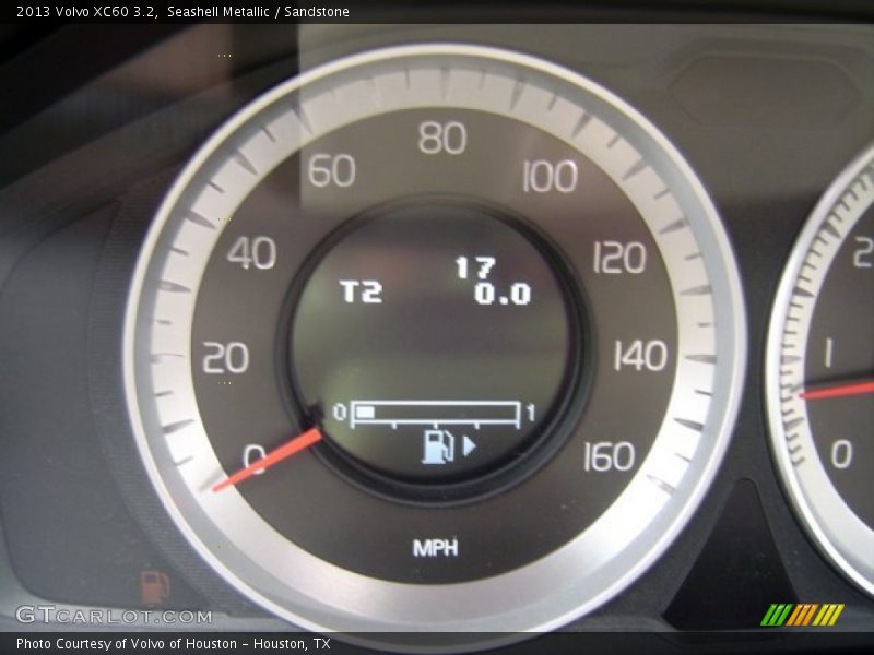 Seashell Metallic / Sandstone 2013 Volvo XC60 3.2