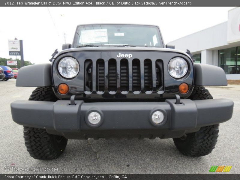Black / Call of Duty: Black Sedosa/Silver French-Accent 2012 Jeep Wrangler Call of Duty: MW3 Edition 4x4