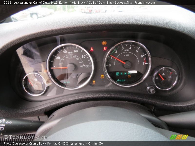 Black / Call of Duty: Black Sedosa/Silver French-Accent 2012 Jeep Wrangler Call of Duty: MW3 Edition 4x4