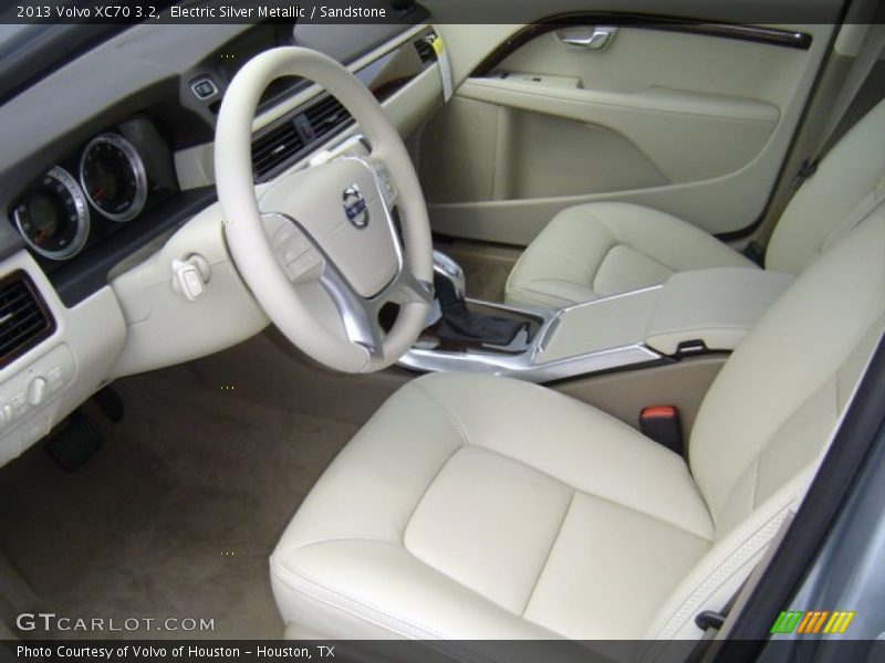  2013 XC70 3.2 Sandstone Interior