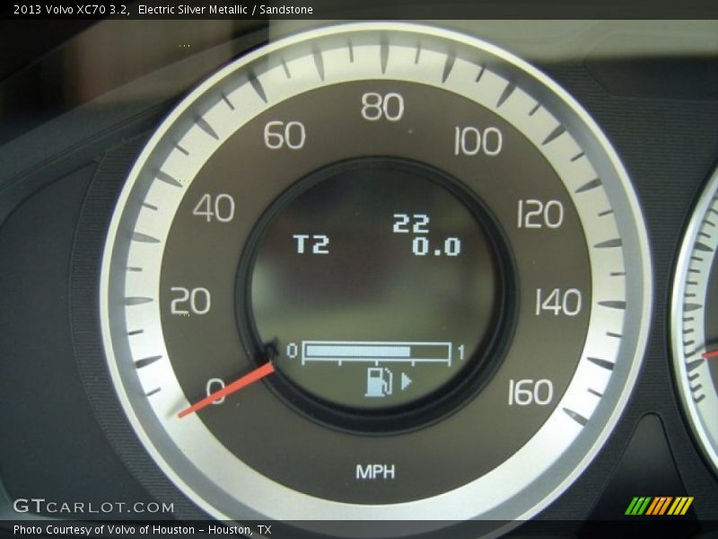 Electric Silver Metallic / Sandstone 2013 Volvo XC70 3.2