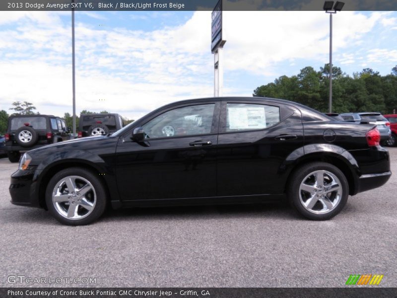  2013 Avenger SXT V6 Black